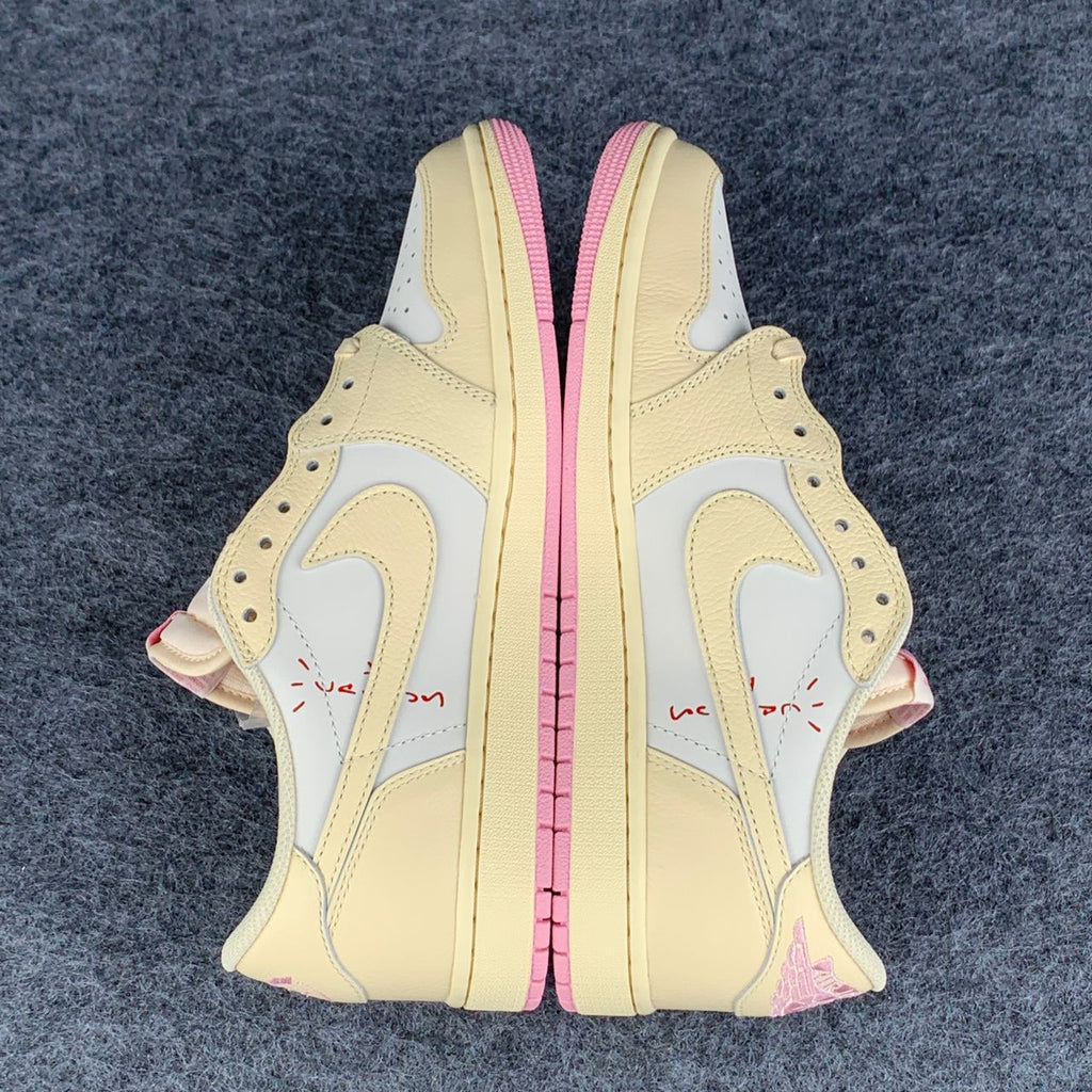 Travis Scott x Air Jordan 1 Low OG SP 'Muslin/Shy Pink'