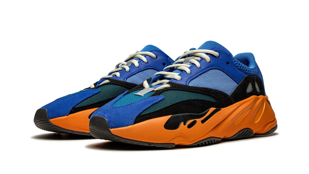 YEEZY BOOST 700 "Bright Blue" GZ0541