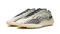 YEEZY 700 V3 "Fade Salt" ID1674