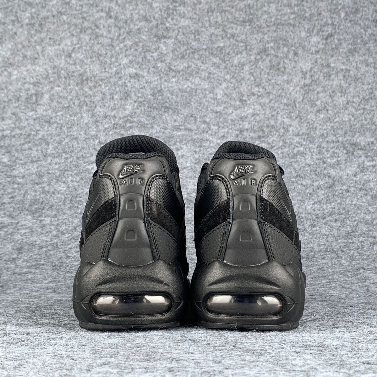 Air Max 95 Essential 'Triple Black'