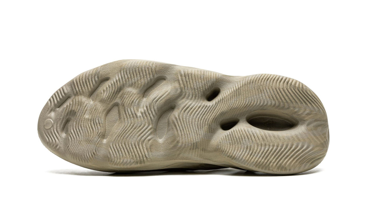 YEEZY FOAM RUNNER "Stone Sage" GX4472