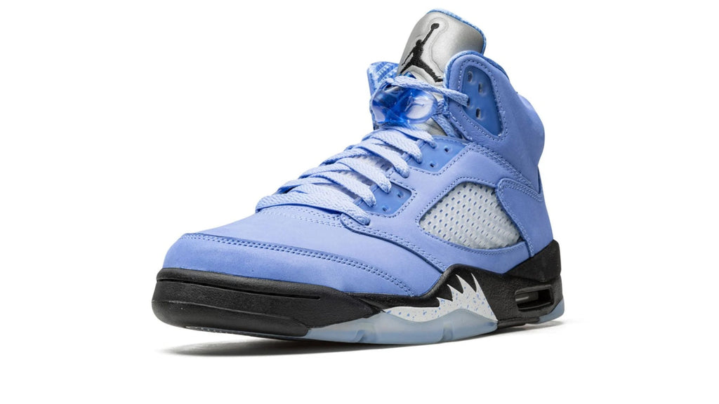 Air Jordan 5 Retro SE "UNC" DV1310-401