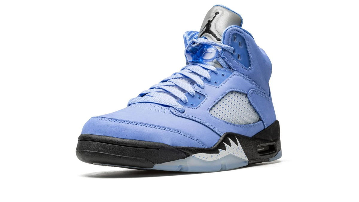 Air Jordan 5 Retro SE "UNC" DV1310-401