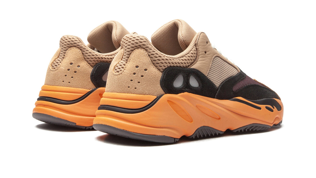 YEEZY BOOST 700 "Enflame Amber" GW0297