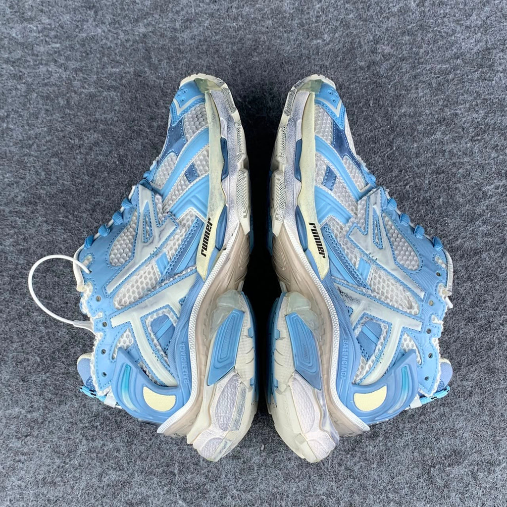 Balenciaga Wmns Runner Sneaker 'Light Blue'