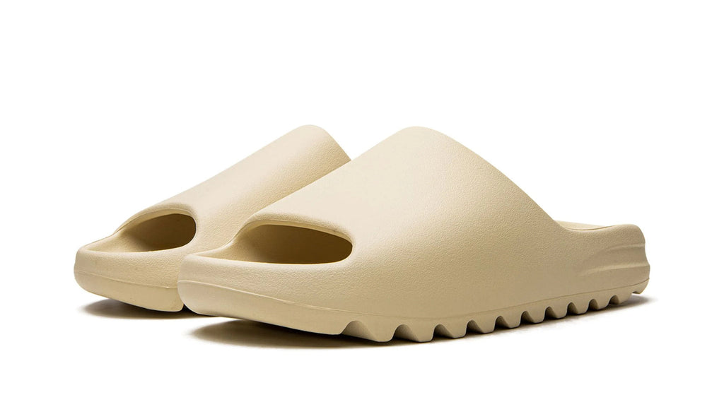 YEEZY SLIDE "Pure" GZ5554