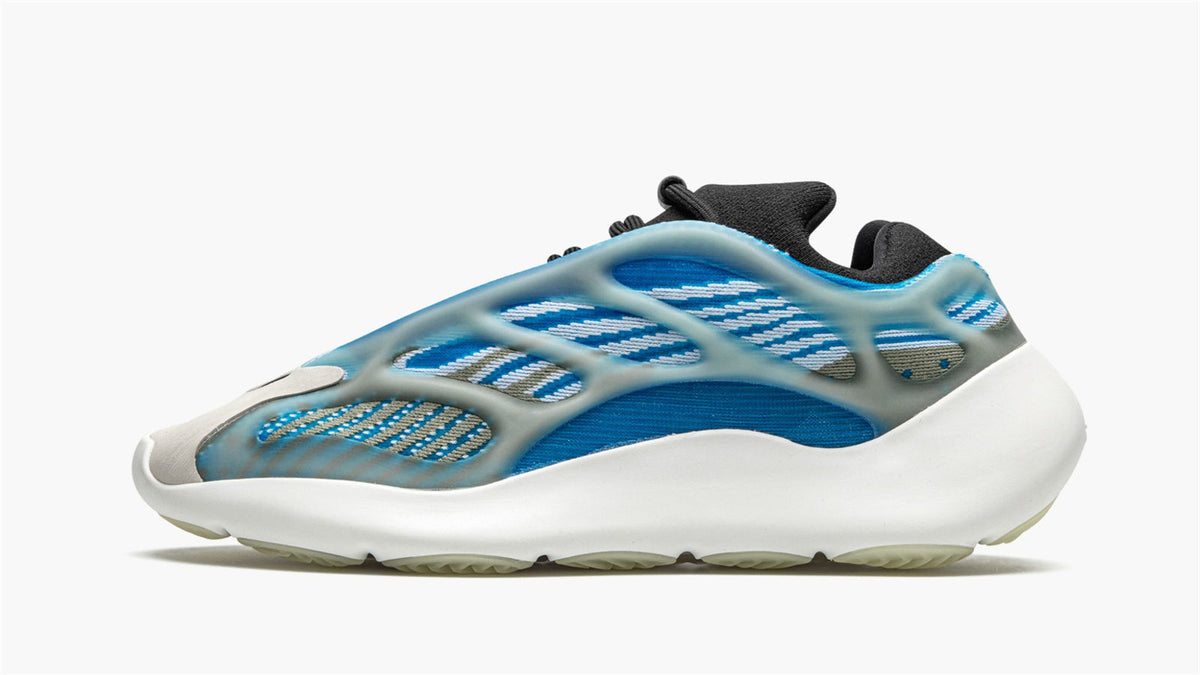 YEEZY 700 V3 "Arzareth" G54850