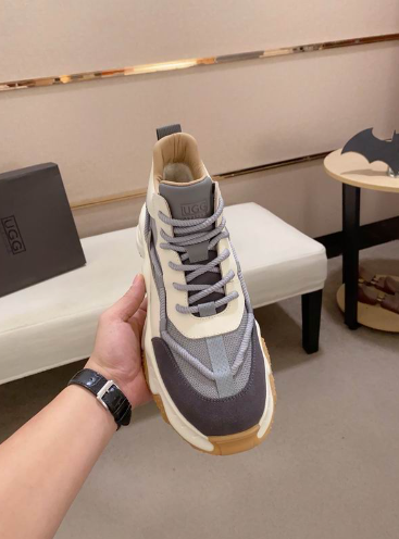 UGG Men's Chunky Dad Sneaker – Cream/Grey