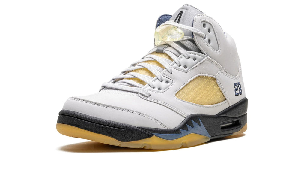 AIR JORDAN 5 WMNS "A Ma Maniere - Diffused Blue" FZ5758-004