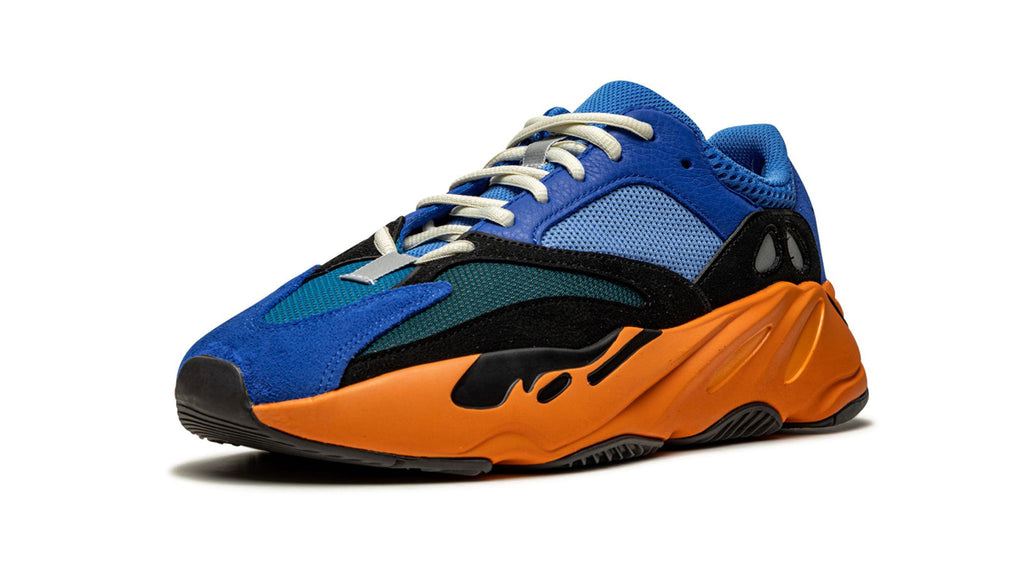 YEEZY BOOST 700 "Bright Blue" GZ0541