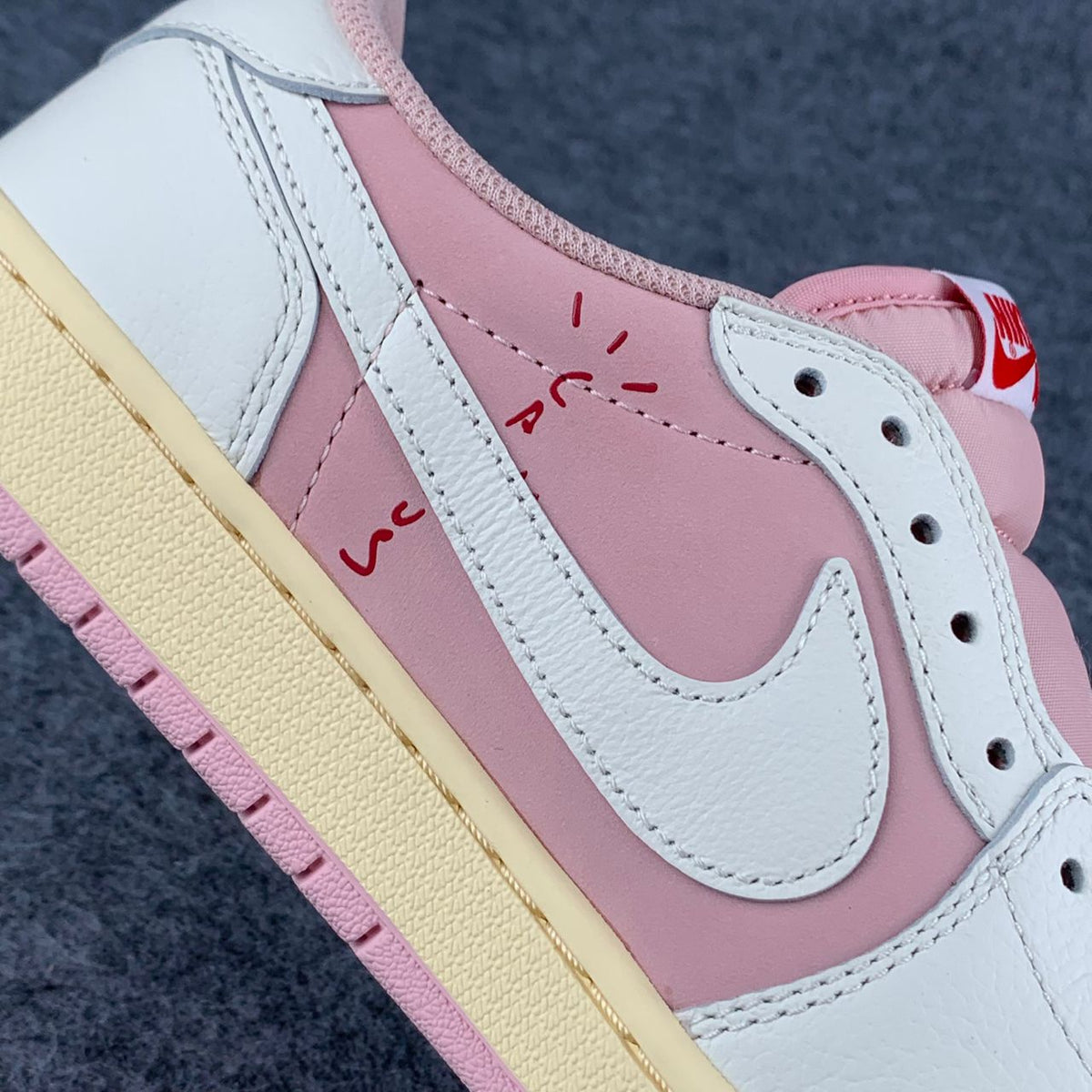 Travis Scott x Air Jordan 1 Low OG SP 'Sail Shy Pink'