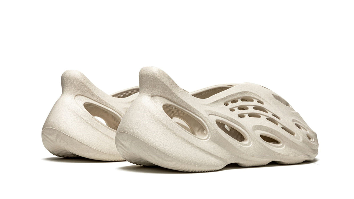 YEEZY FOAM RUNNER "Ararat" G55486