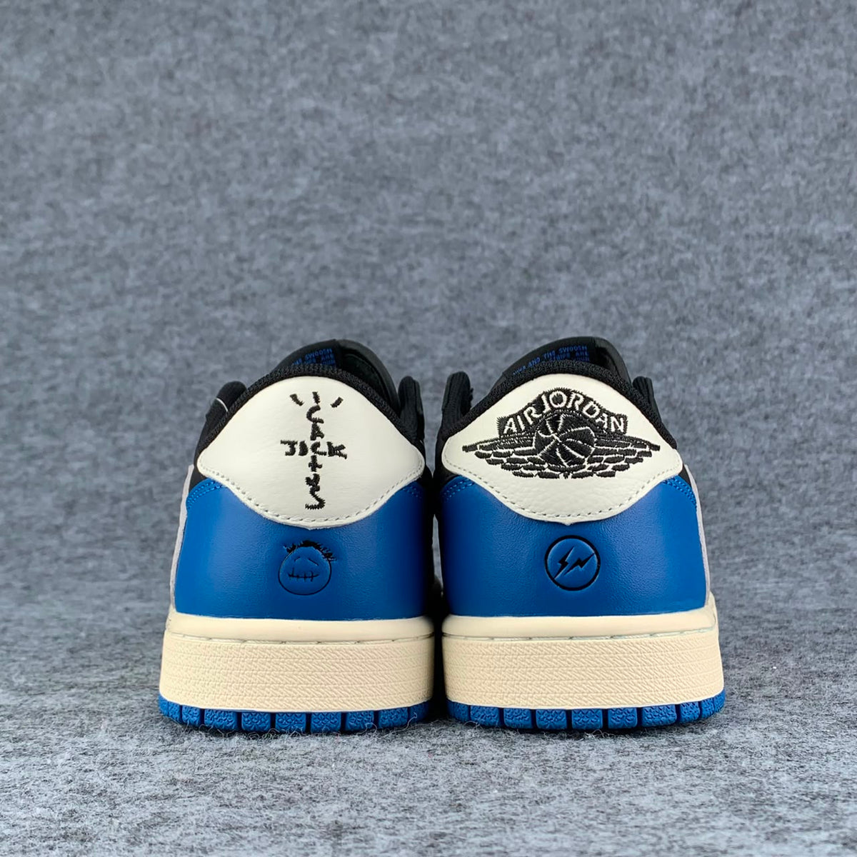 (Early look) Fragment Design x Travis Scott x Air Jordan 1 Retro Low OG SP
