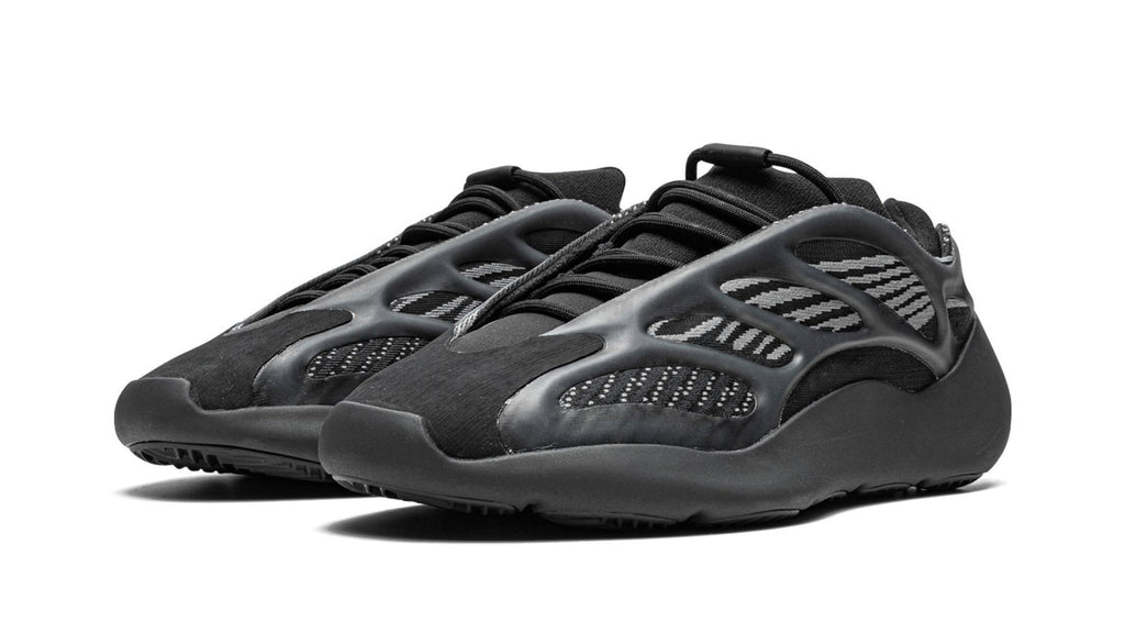 YEEZY 700 V3 "Dark Glow" GX6144