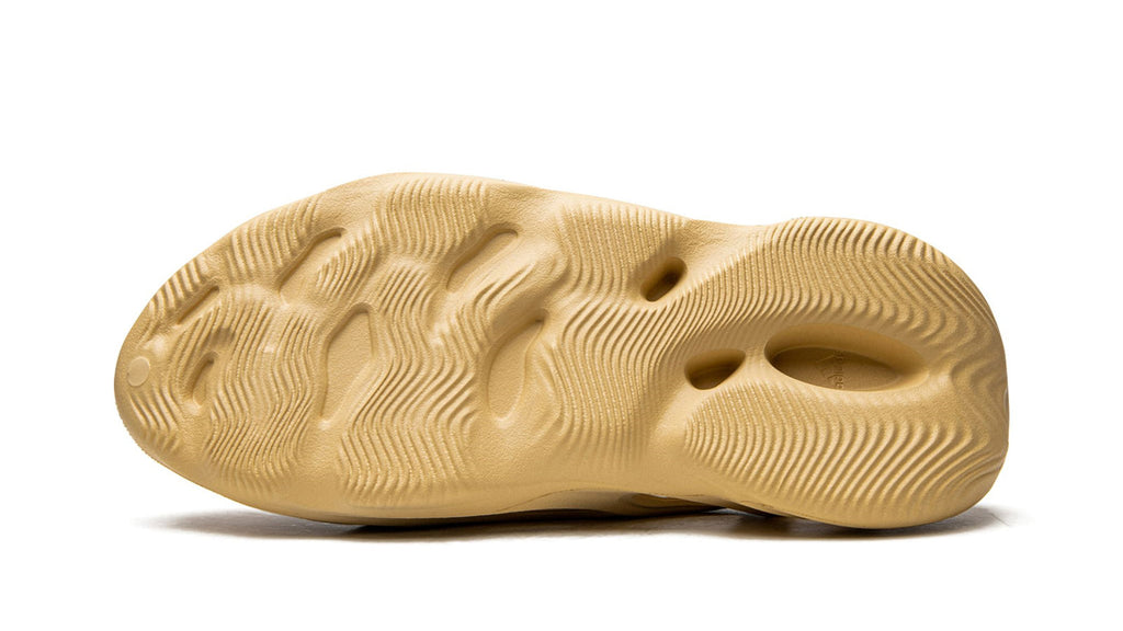 YEEZY FOAM RUNNER "Desert Sand" GV6843