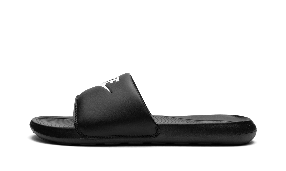 Victori One Slide "Black White" 002 CN9675
