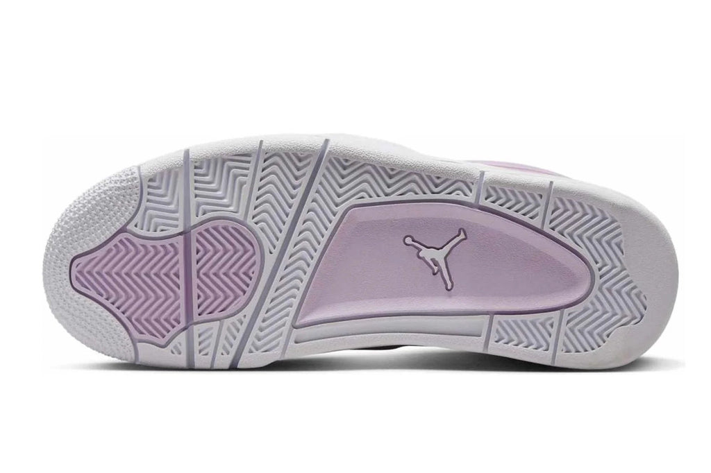 Wmns Jordan 4 RM 'Doll' FQ7940-500