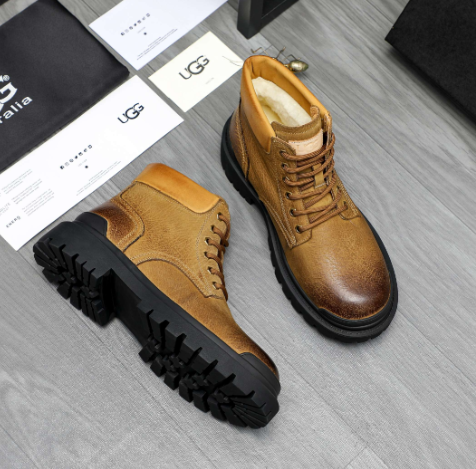 UGG Men's Leather Lace-Up Boot – Tan