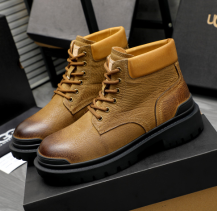 UGG Men's Leather Lace-Up Boot – Tan