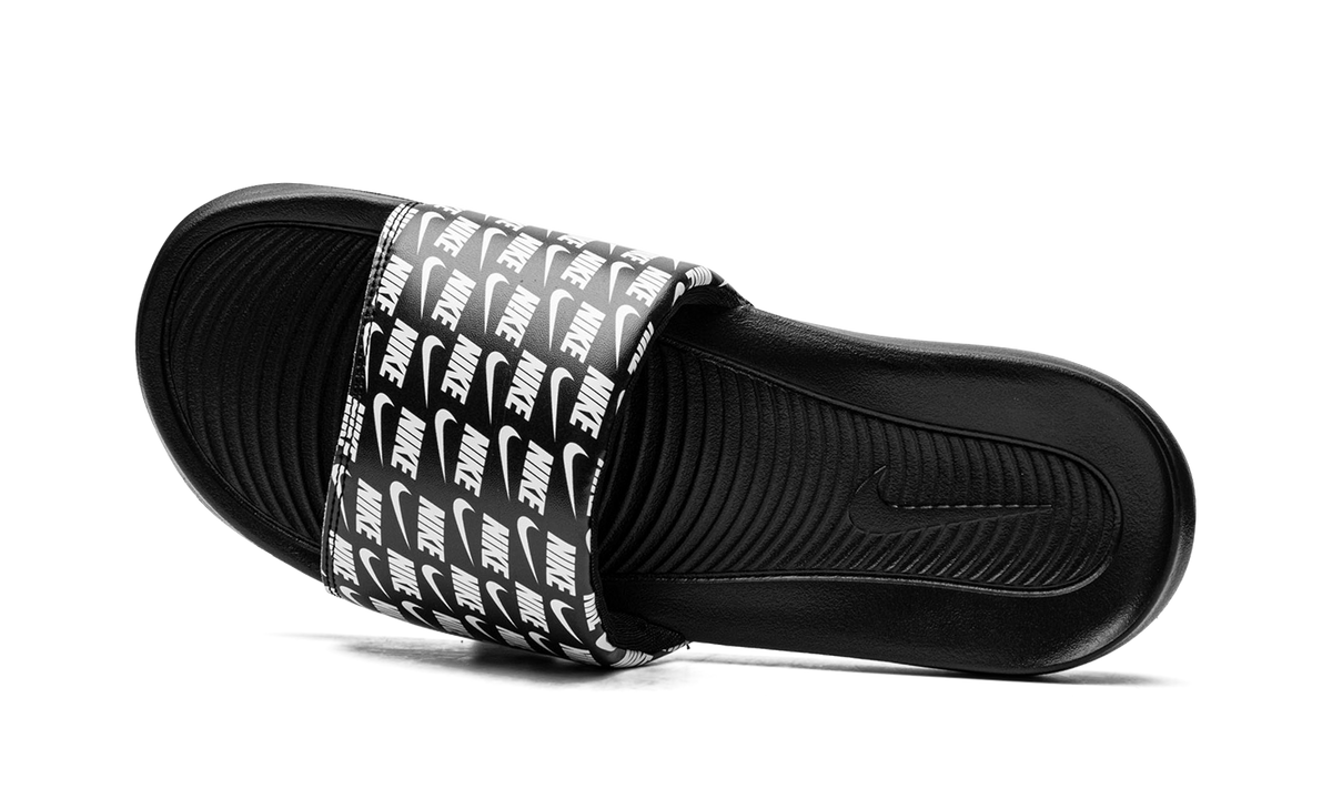 Victori One Slide Print "Repeat Logo - Black" 006 CN9678