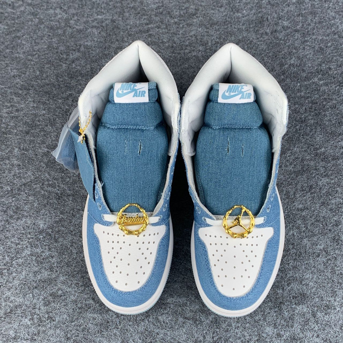 Wmns Air Jordan 1 Retro High OG 'Denim'