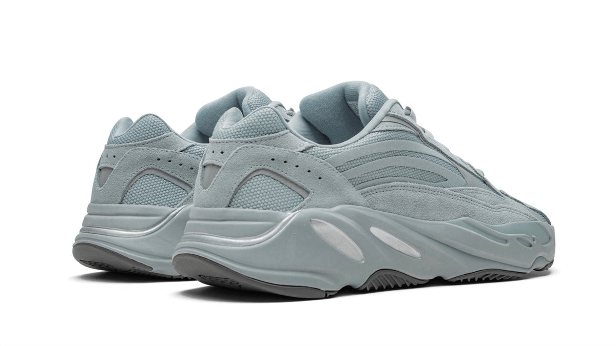 YEEZY BOOST 700 V2 "Hospital Blue" FV8424