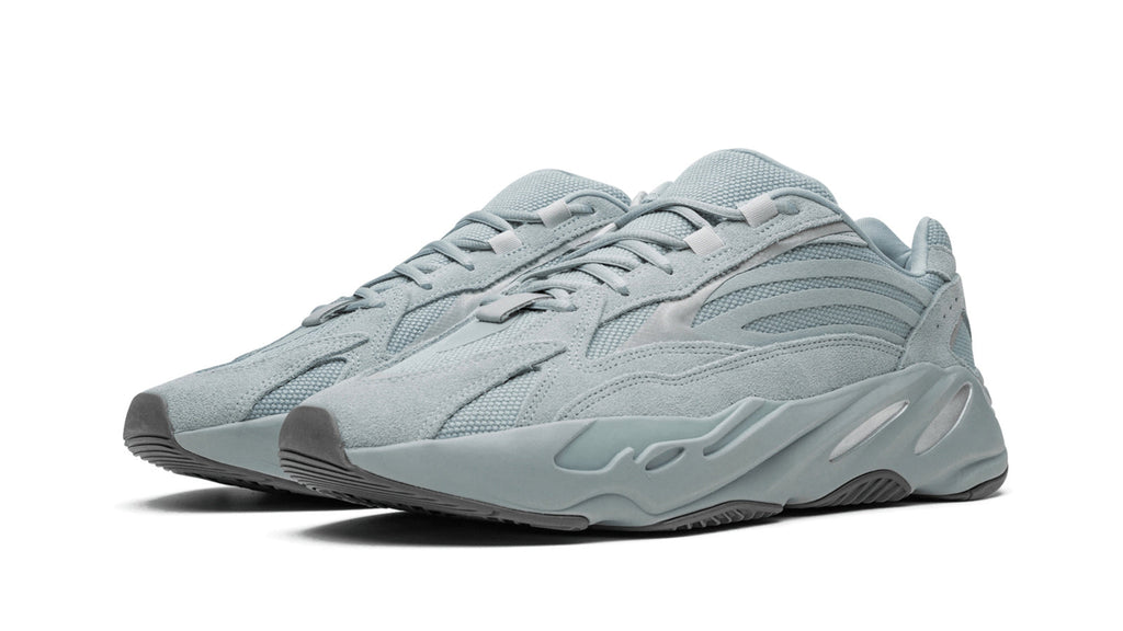 YEEZY BOOST 700 V2 "Hospital Blue" FV8424