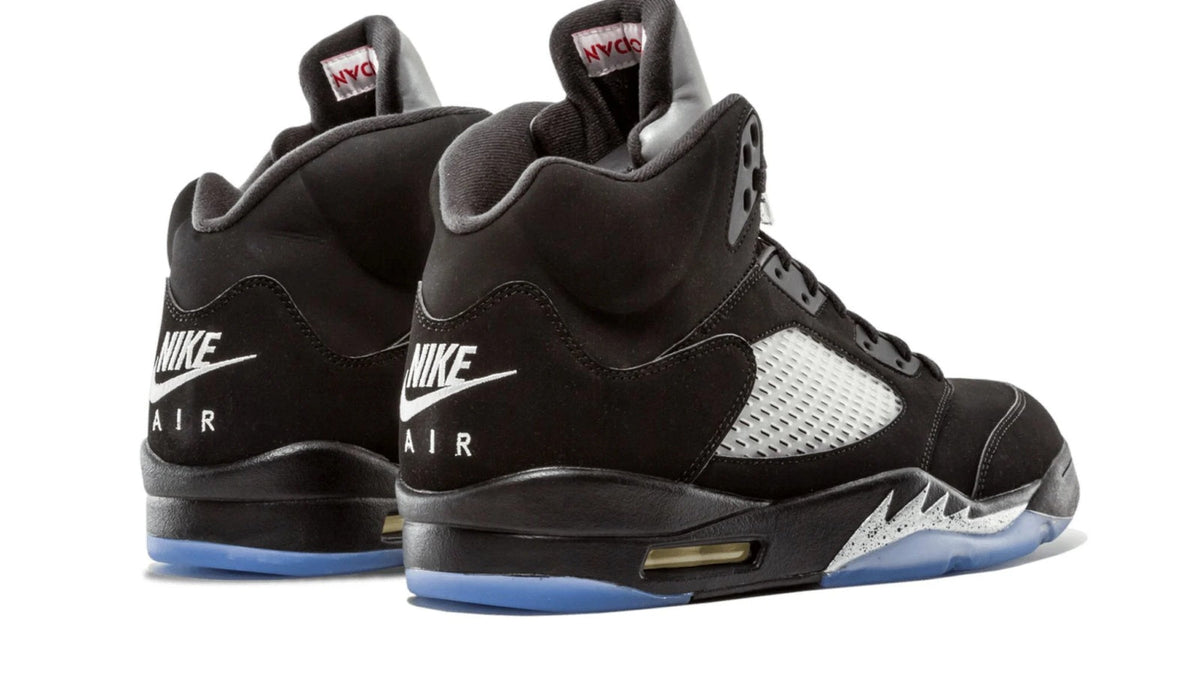 Air Jordan 5 Retro OG "Black / Metallic" 845035-003