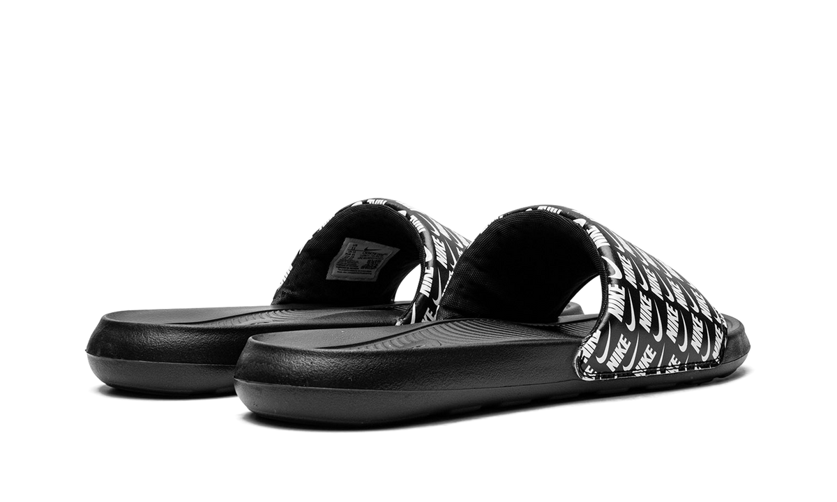 Victori One Slide Print "Repeat Logo - Black" 006 CN9678