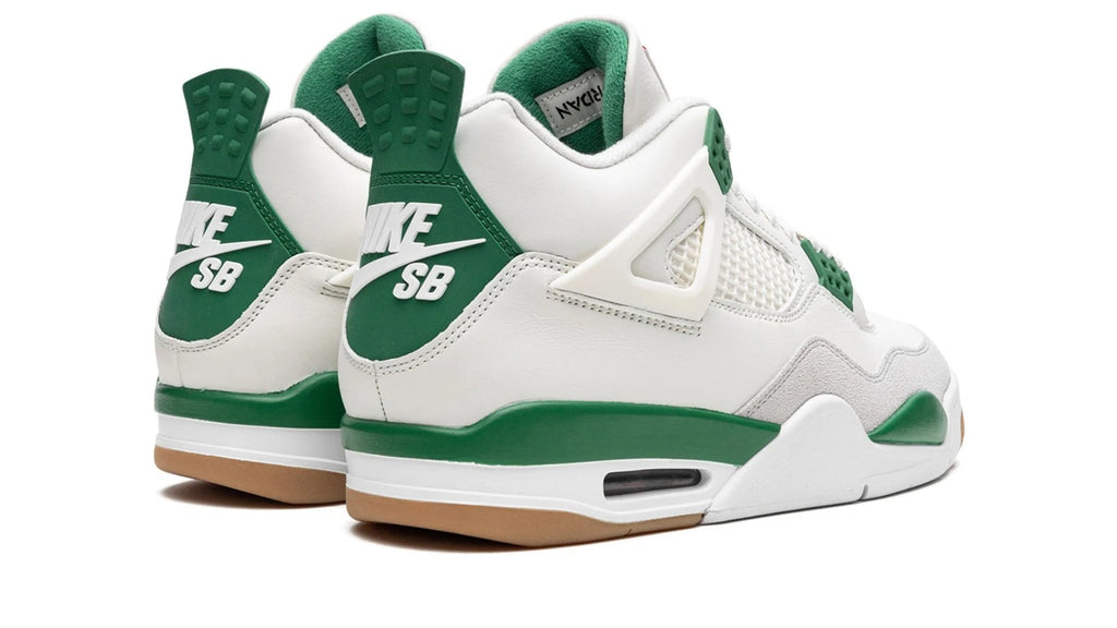 Air Jordan 4 Retro SB "Pine Green" DR5415-103