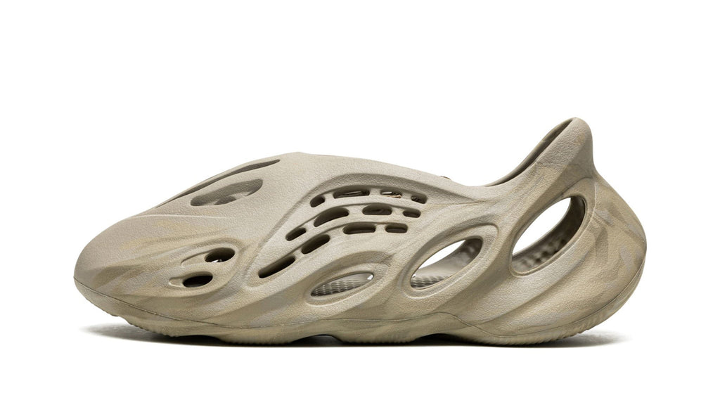YEEZY FOAM RUNNER "Stone Sage" GX4472