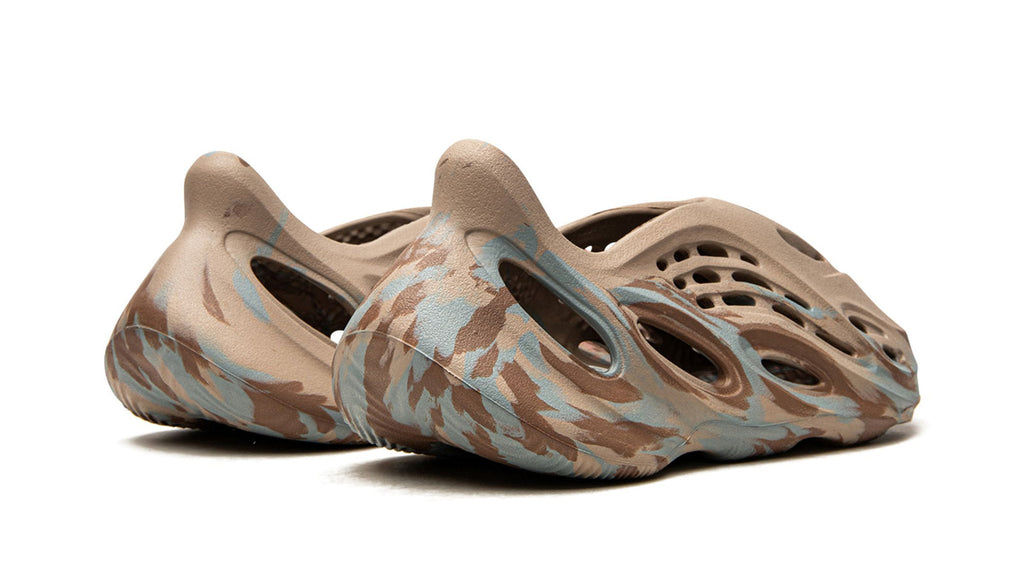 YEEZY FOAM RUNNER "MX Sand Grey" GY3969