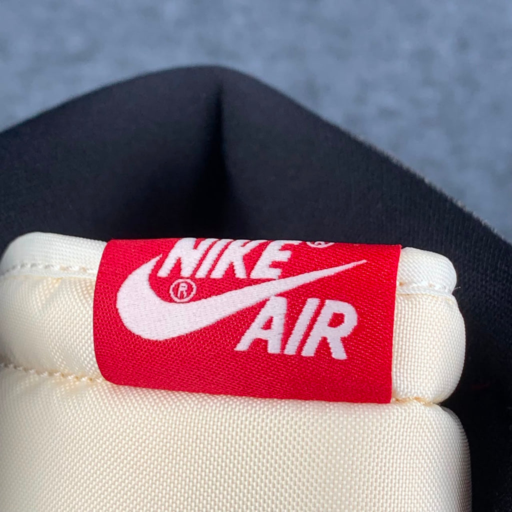 Air Jordan 1 Retro High OG 'Lost & Found'