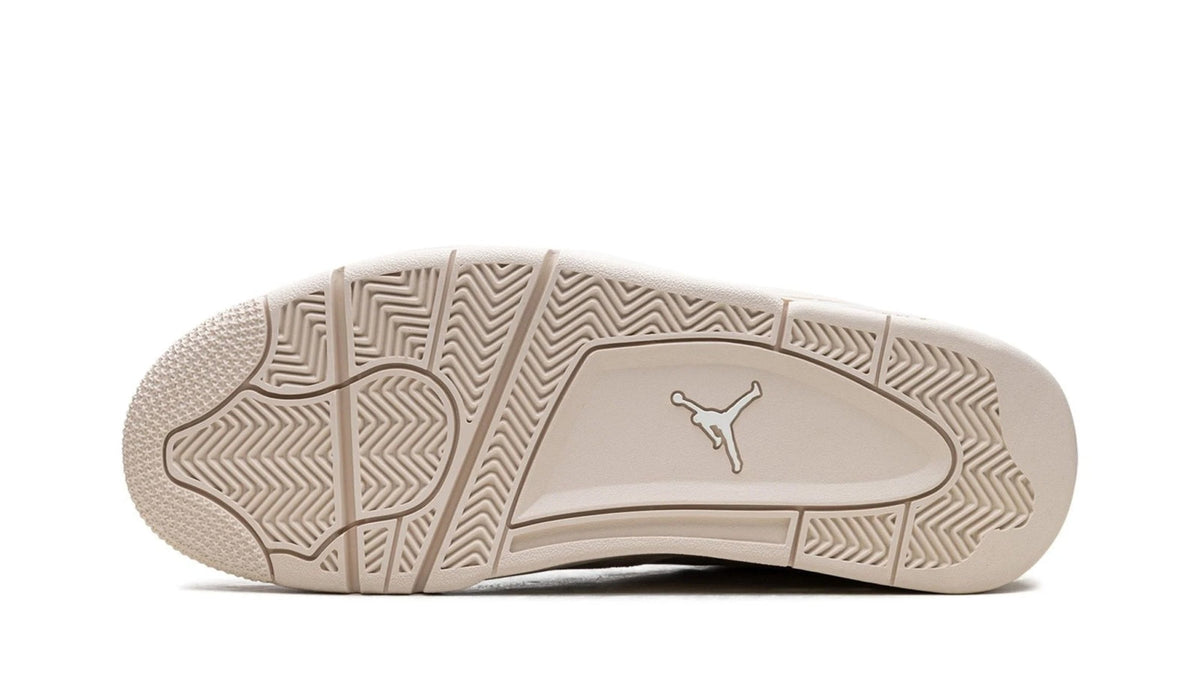 Air Jordan 4 RM WMNS "Legend Light Brown" FQ7940-200