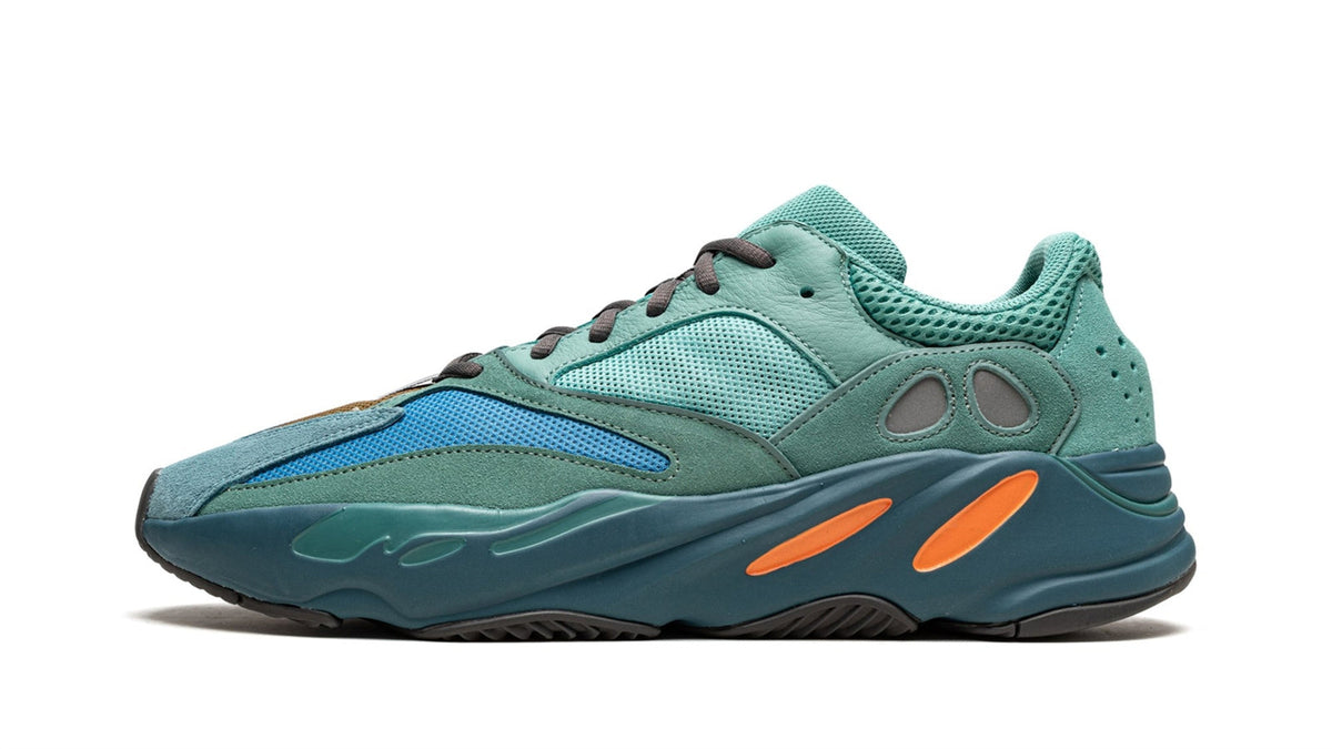 YEEZY BOOST 700 "Faded Azure" GZ2002