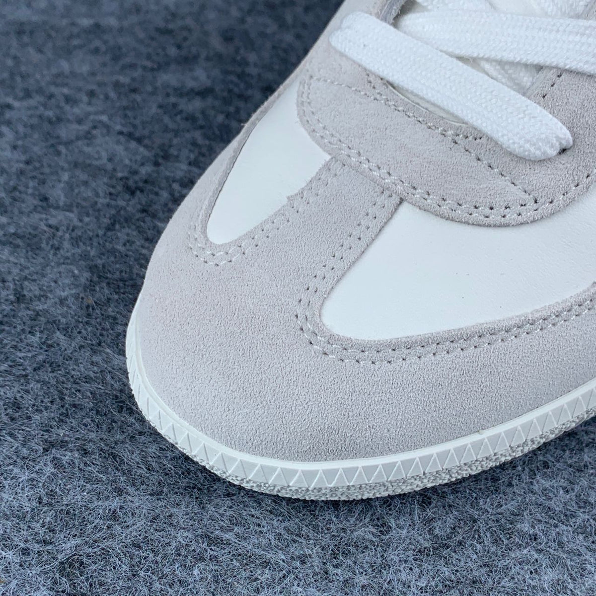 Maison Margiela Replica 'White Grey'
