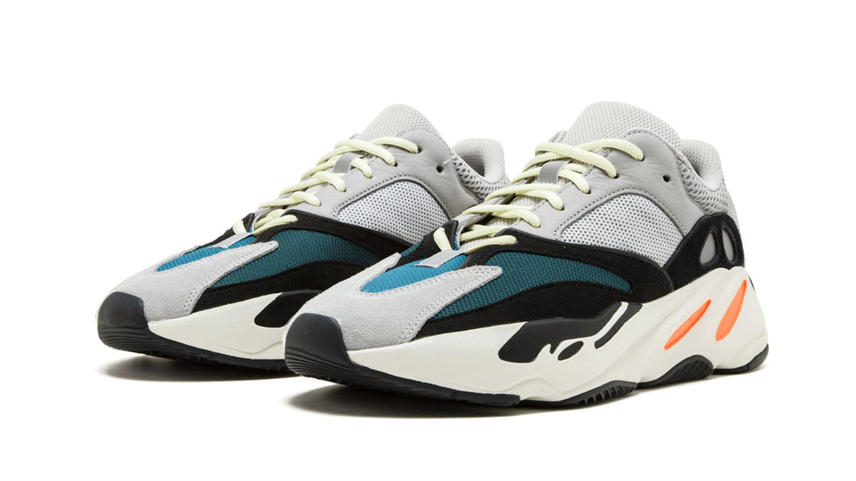 YEEZY BOOST 700 "Wave Runner" B75571