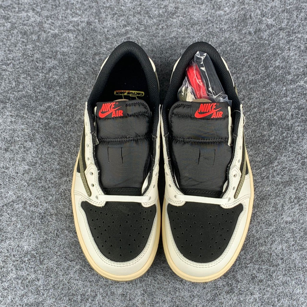Travis Scott x Wmns Air Jordan 1 Low OG 'Olive'