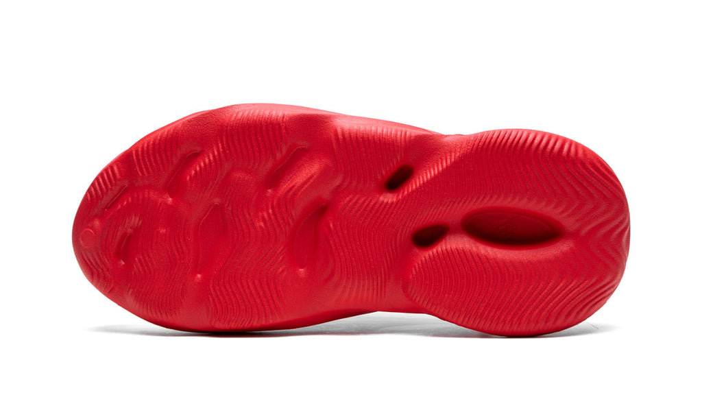 YEEZY FOAM RUNNER "Vermillion" GW3355