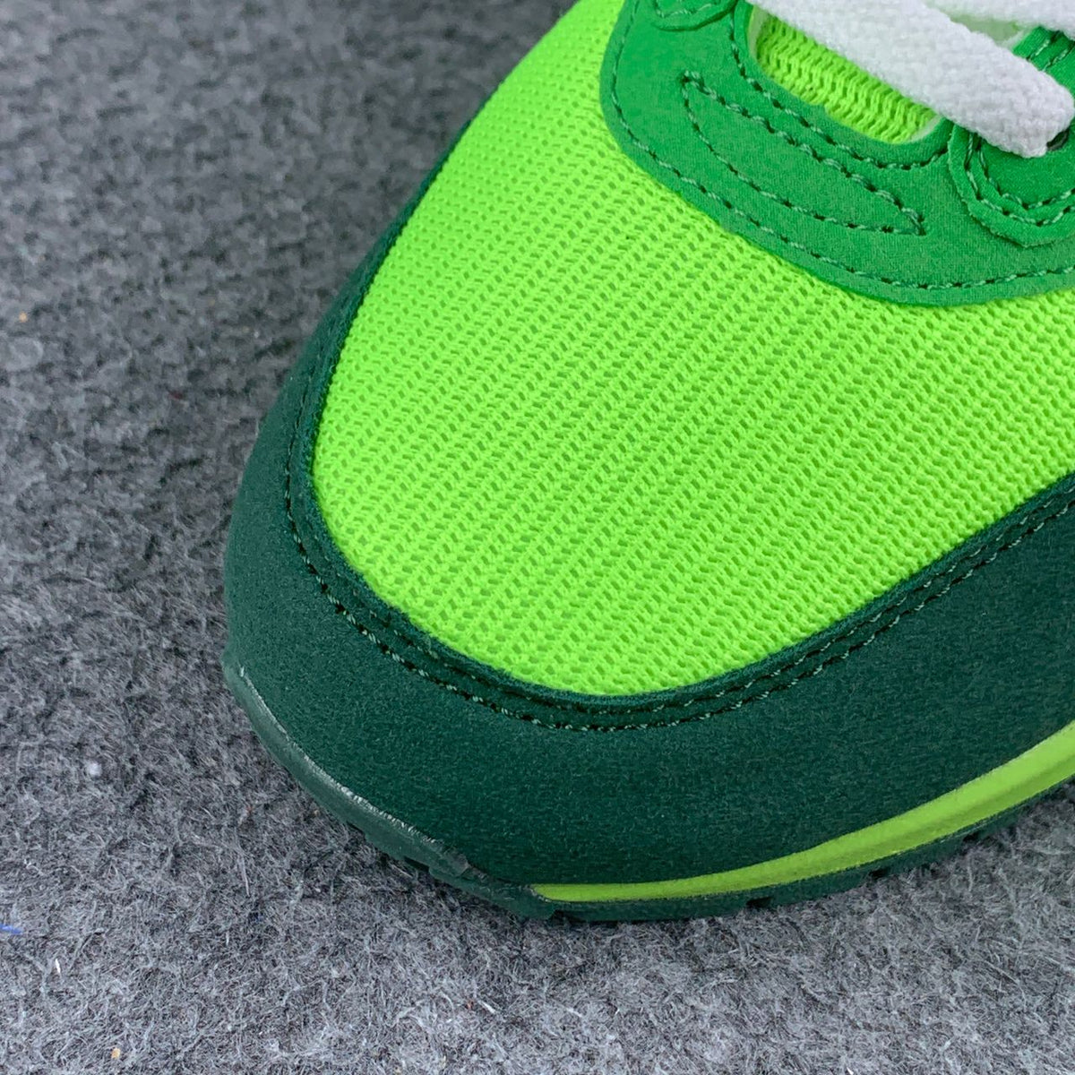 Division Street x Tinker Hatfield x Air Max 1 'University of Oregon - Ducks of a Feather' Sample