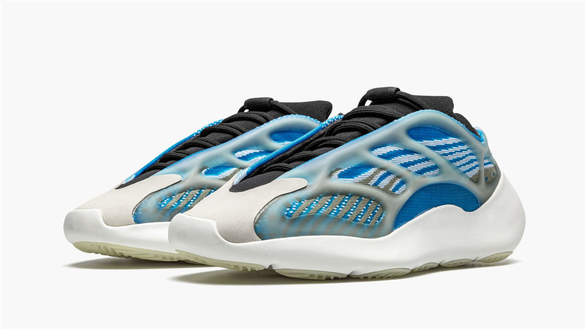YEEZY 700 V3 "Arzareth" G54850