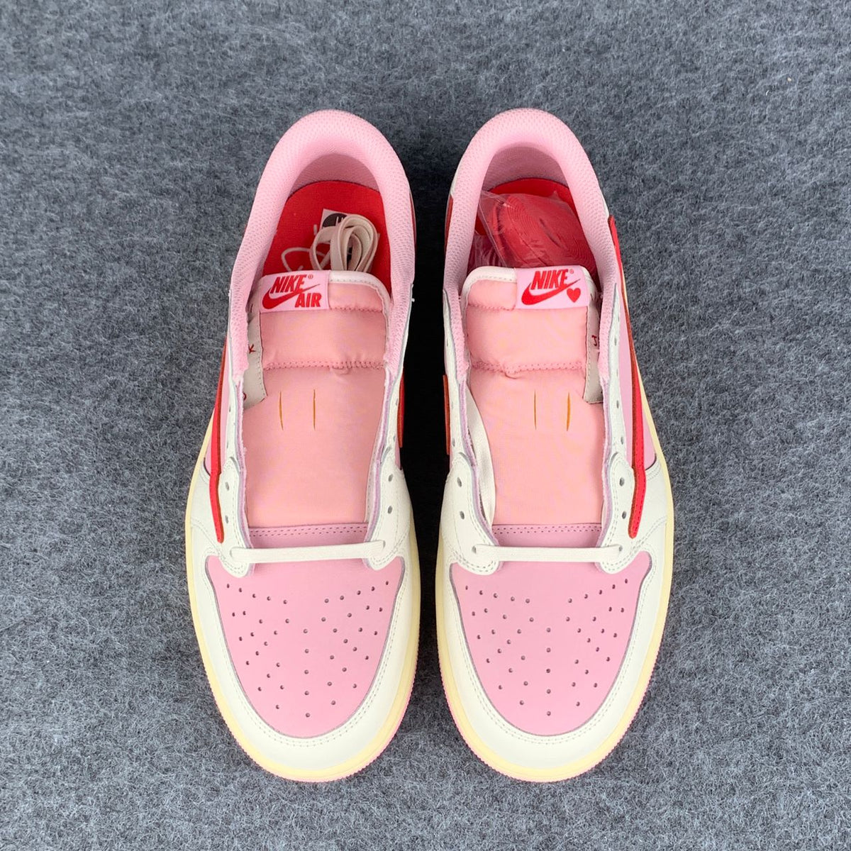Travis Scott x Air Jordan 1 Retro Low OG 'Tropical Pink'