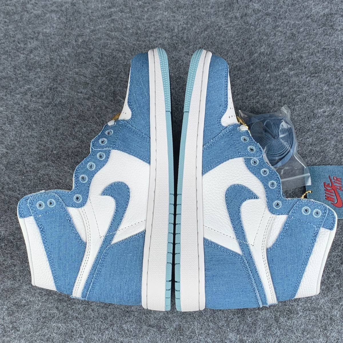 Wmns Air Jordan 1 Retro High OG 'Denim'