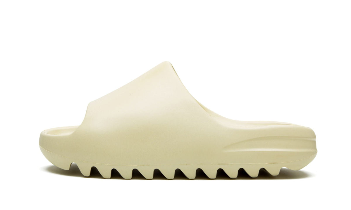 YEEZY SLIDE "Bone 2022" FZ5897