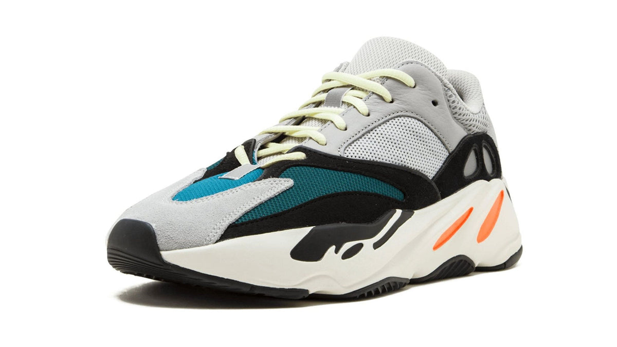YEEZY BOOST 700 "Wave Runner" B75571
