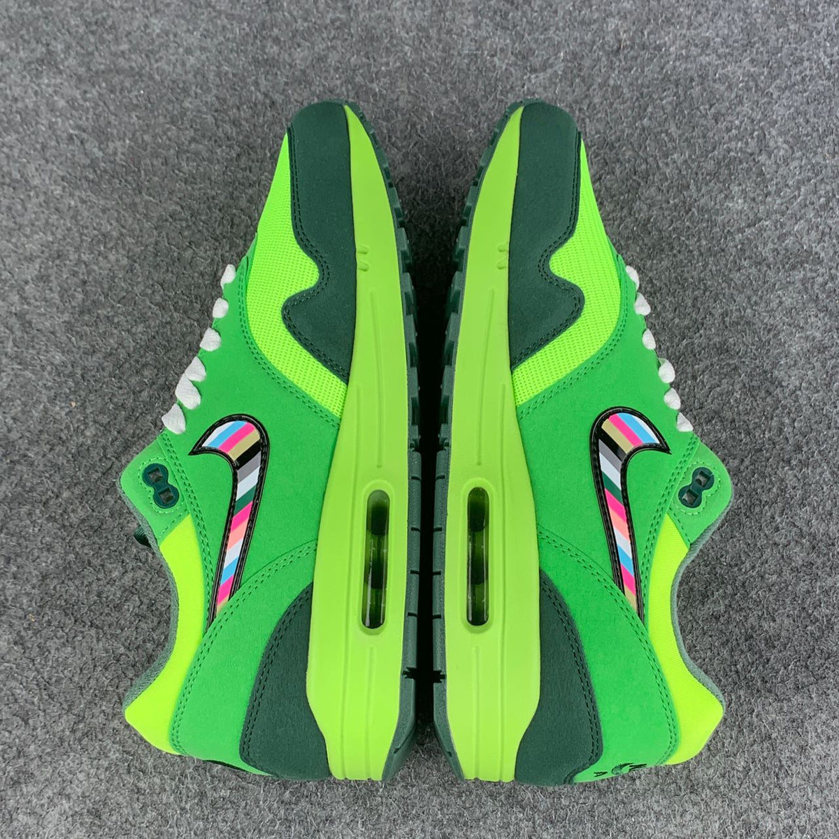 Division Street x Tinker Hatfield x Air Max 1 'University of Oregon - Ducks of a Feather' Sample