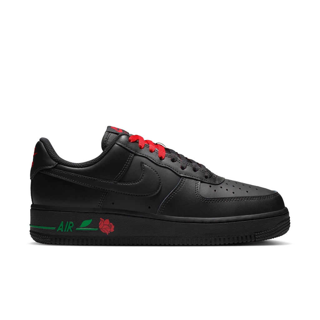 Womens Nike Air Force 1 '07 SE 'Black/Red' IF0498-001