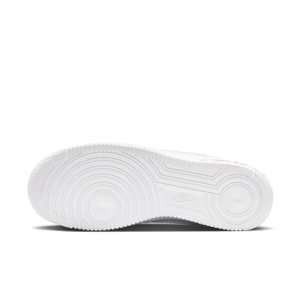 Womens Nike Air Force 1 '07 SE 'White/Pink' IF0498-102