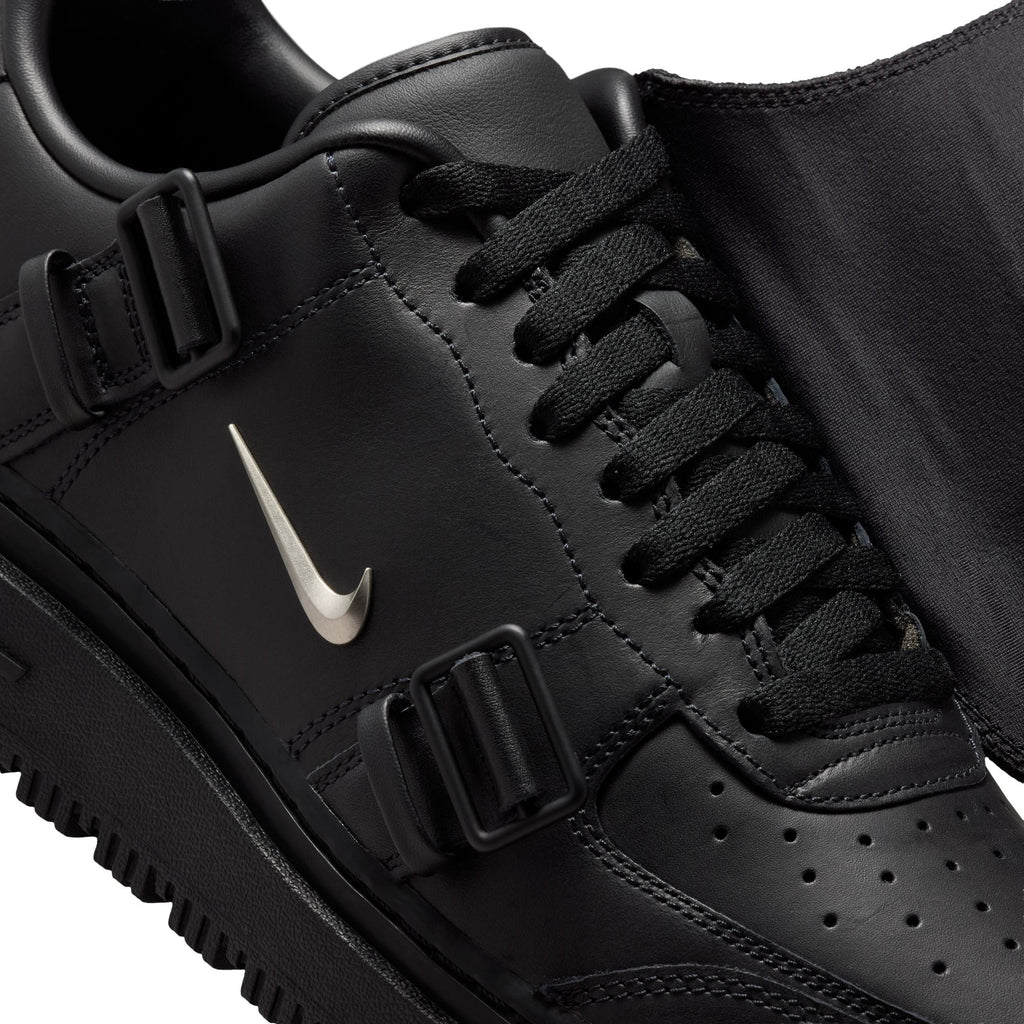 Nike Air Force 1 Low Luxe 'Black' JA3822-010