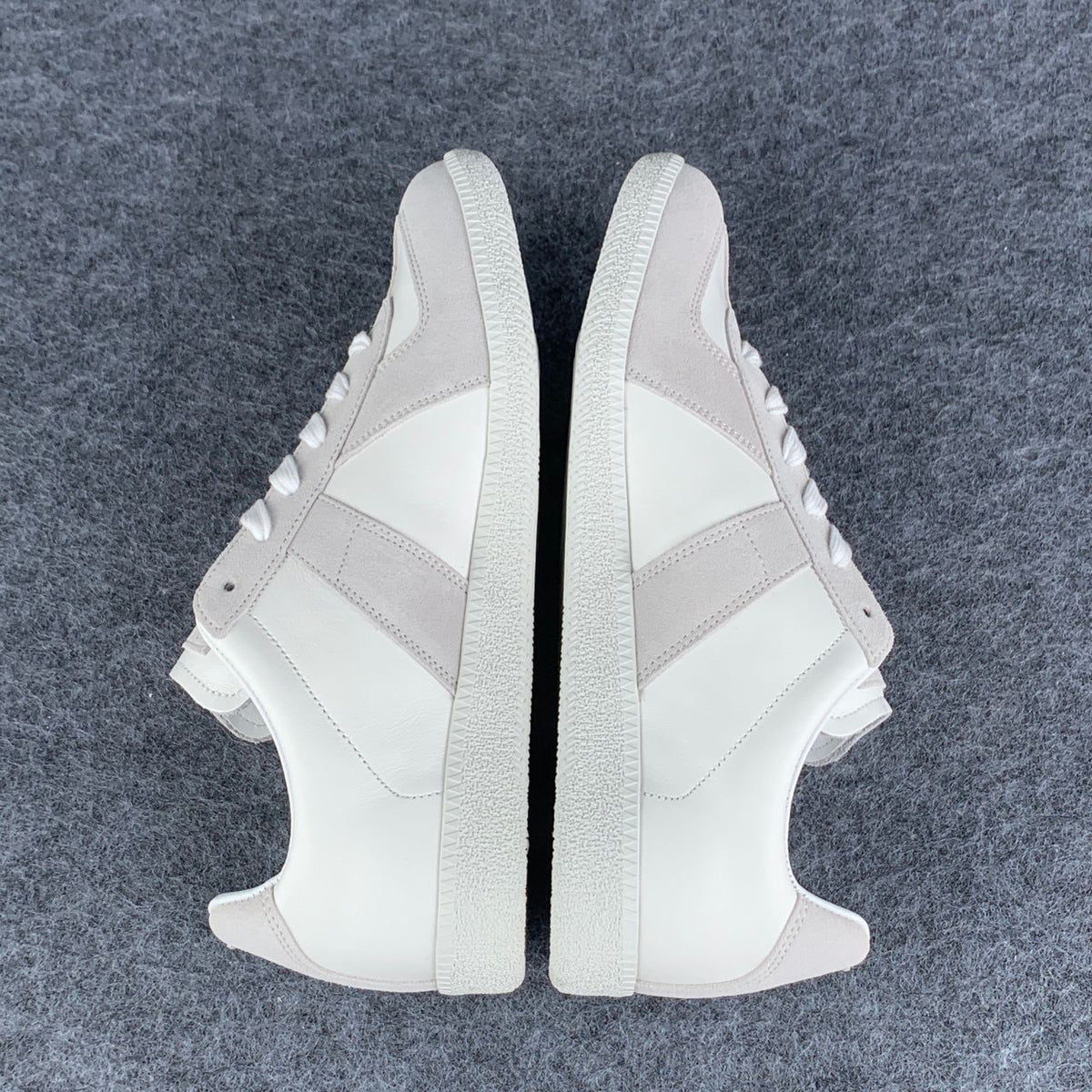 Maison Margiela Replica 'White Grey'